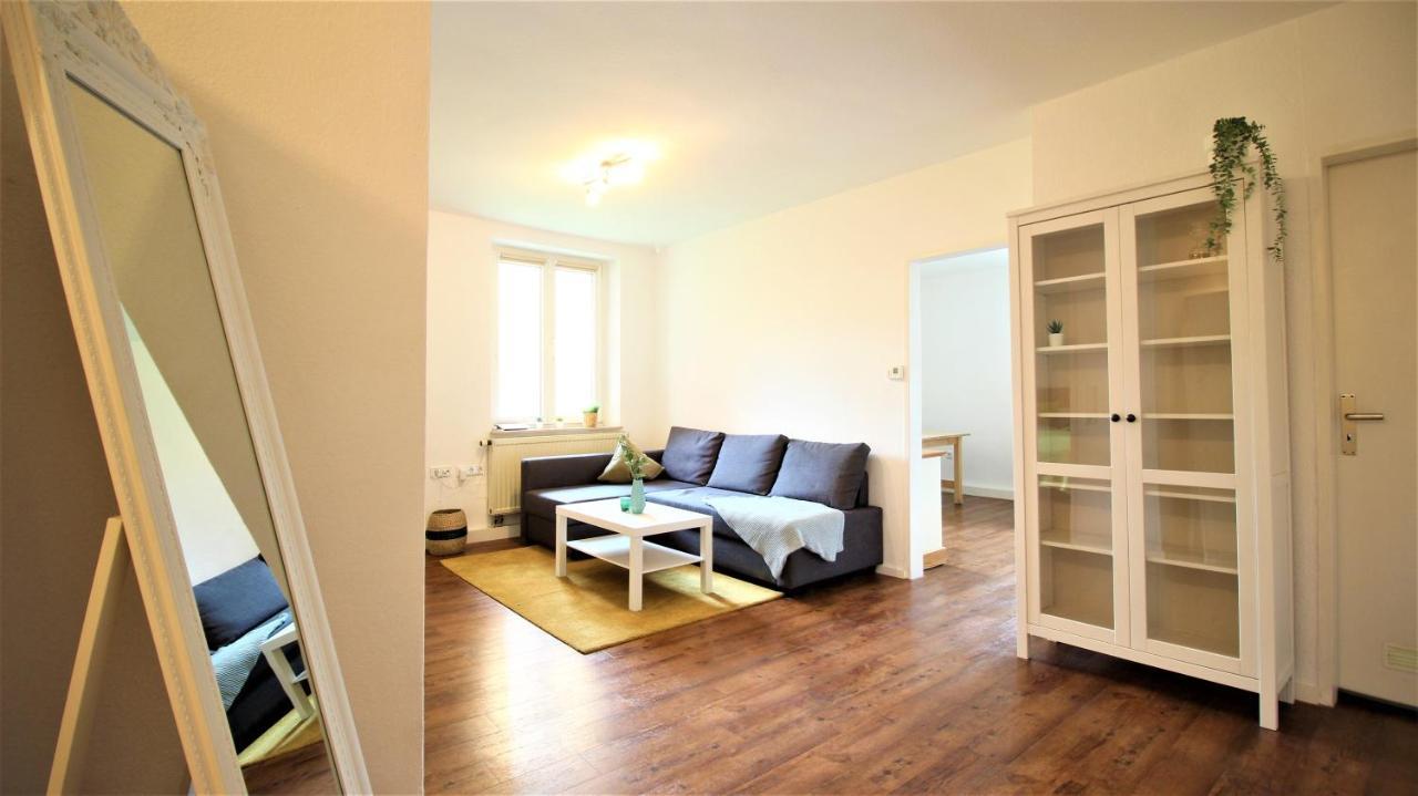 Apartamento Zentral Wohnen - Inkl. Privatem Stellplatz Wurzburgo Exterior foto
