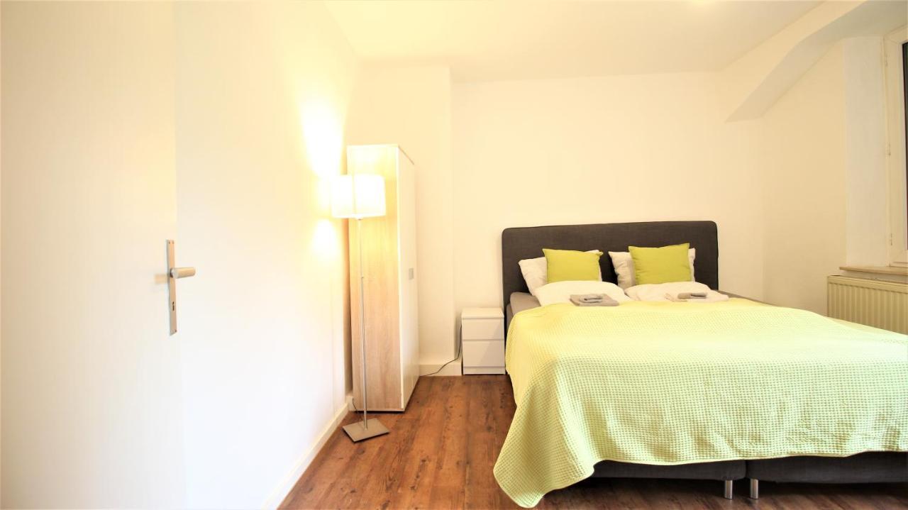 Apartamento Zentral Wohnen - Inkl. Privatem Stellplatz Wurzburgo Exterior foto