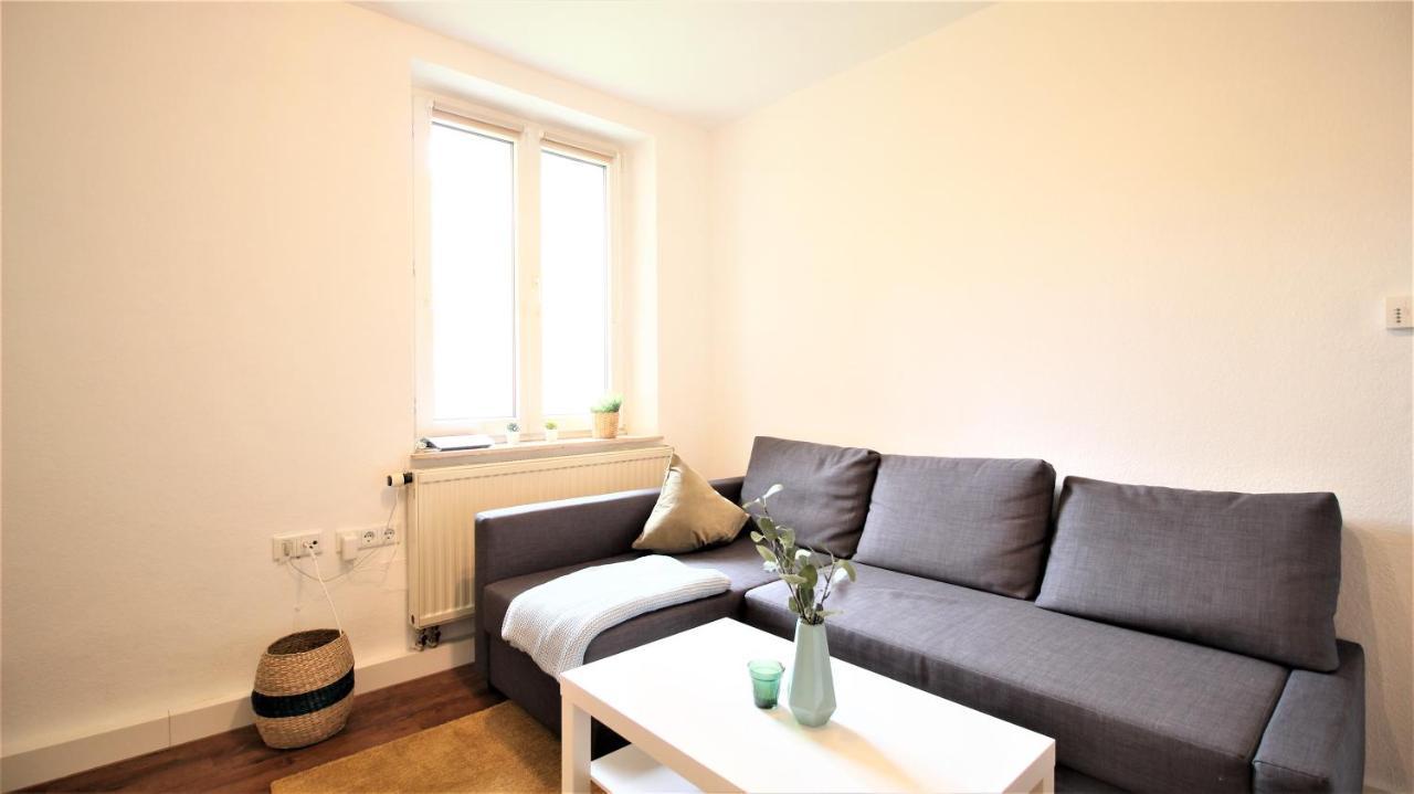 Apartamento Zentral Wohnen - Inkl. Privatem Stellplatz Wurzburgo Exterior foto