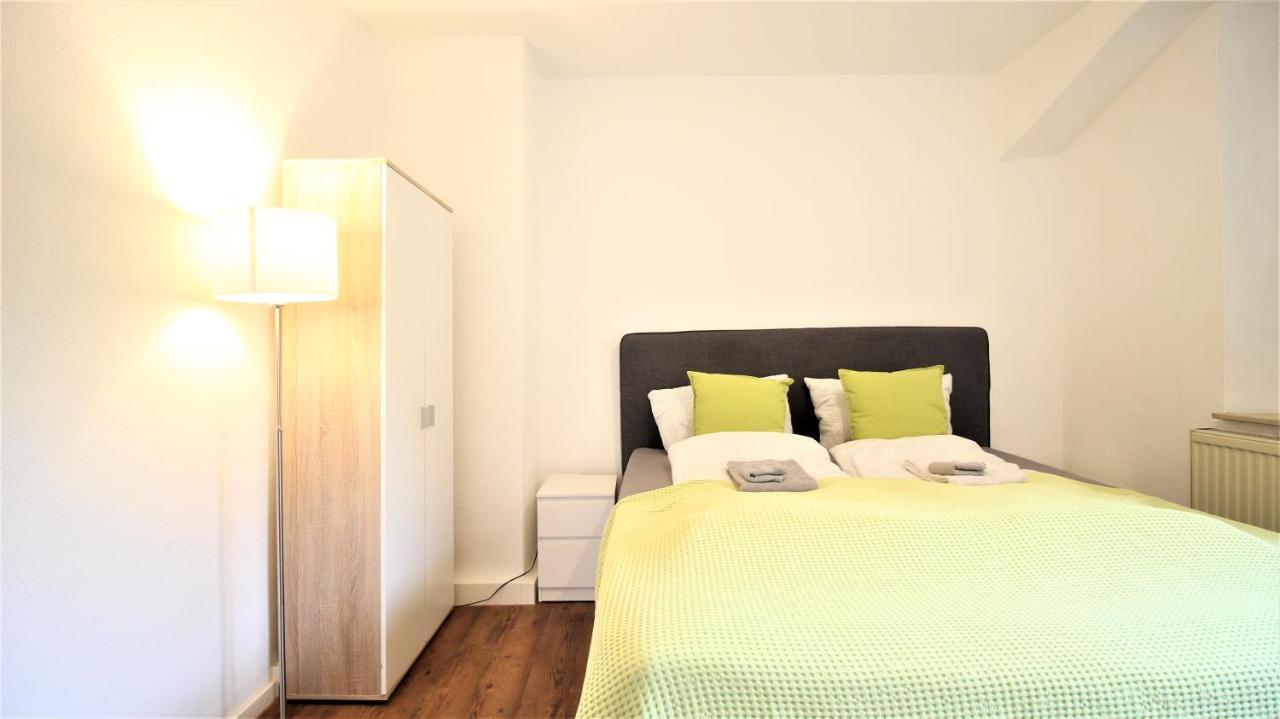 Apartamento Zentral Wohnen - Inkl. Privatem Stellplatz Wurzburgo Exterior foto